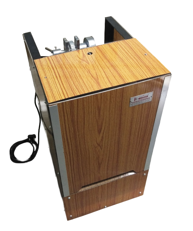 Model 001 Supari Cutter